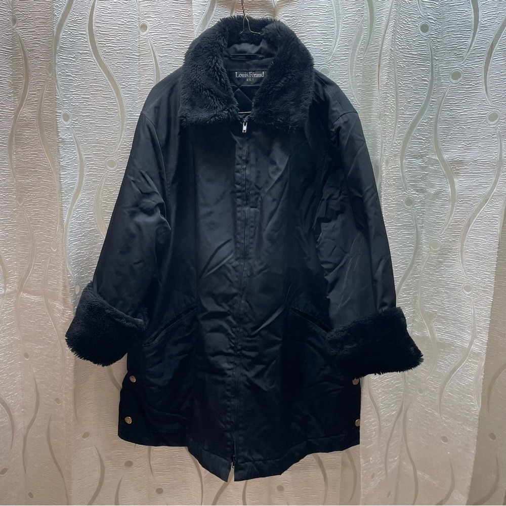Louis Ferraud Black Fur Collar Quilted Lined Winter Coat Women